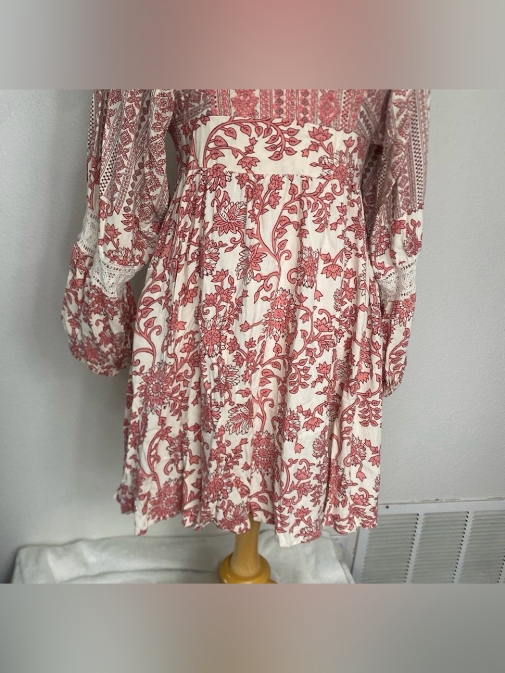 Sincerely Jules Women Peach Cream Floral Embroidered Mini Dress Size Medium Boho - Picture 7 of 14